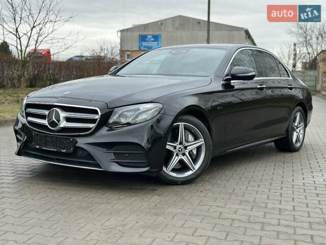 Чорний Мерседес Е-Клас, об'ємом двигуна 1.95 л та пробігом 112 тис. км за 38400 $, фото 6 на Automoto.ua