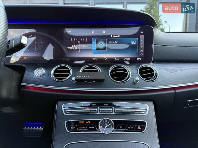Черный Мерседес Е-Класс, объемом двигателя 1.95 л и пробегом 105 тыс. км за 38900 $, фото 39 на Automoto.ua