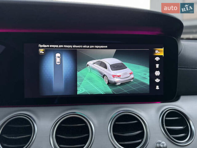 Черный Мерседес Е-Класс, объемом двигателя 1.95 л и пробегом 70 тыс. км за 66500 $, фото 58 на Automoto.ua