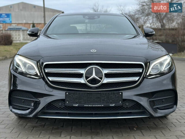 Чорний Мерседес Е-Клас, об'ємом двигуна 1.95 л та пробігом 112 тис. км за 38400 $, фото 3 на Automoto.ua