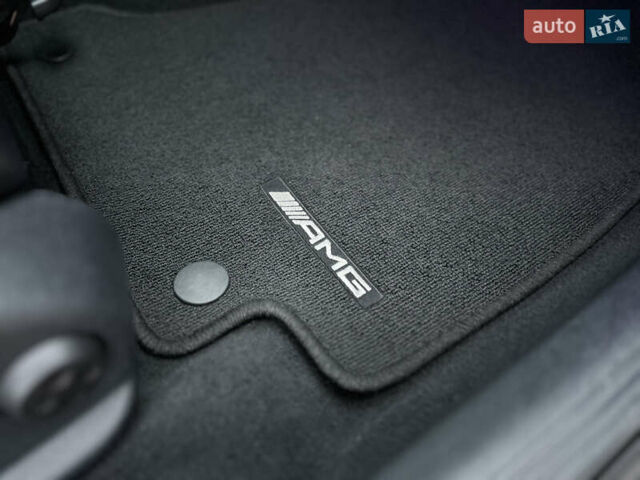 Чорний Мерседес Е-Клас, об'ємом двигуна 1.95 л та пробігом 112 тис. км за 38400 $, фото 52 на Automoto.ua