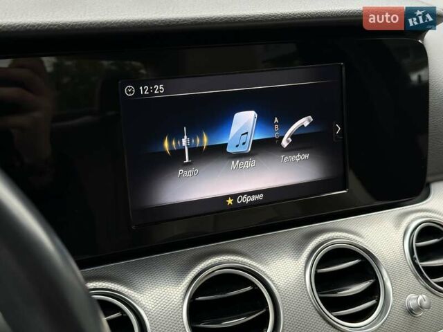 Черный Мерседес Е-Класс, объемом двигателя 1.99 л и пробегом 119 тыс. км за 33900 $, фото 44 на Automoto.ua