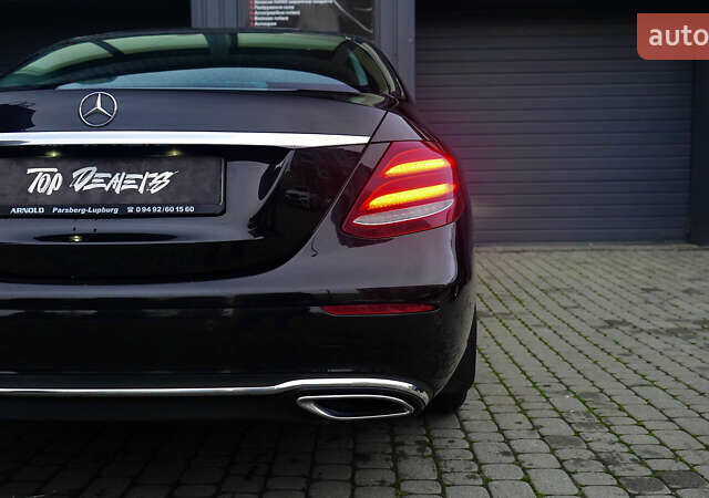 Чорний Мерседес Е-Клас, об'ємом двигуна 1.6 л та пробігом 54 тис. км за 37500 $, фото 15 на Automoto.ua