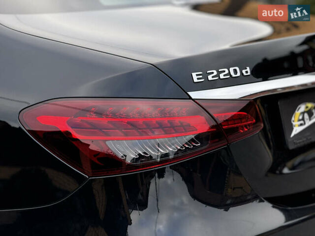 Черный Мерседес Е-Класс, объемом двигателя 2 л и пробегом 78 тыс. км за 50000 $, фото 12 на Automoto.ua