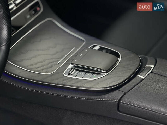 Черный Мерседес Е-Класс, объемом двигателя 2 л и пробегом 78 тыс. км за 50000 $, фото 40 на Automoto.ua