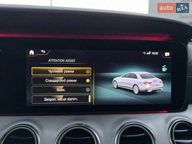 Черный Мерседес Е-Класс, объемом двигателя 1.95 л и пробегом 70 тыс. км за 66500 $, фото 80 на Automoto.ua