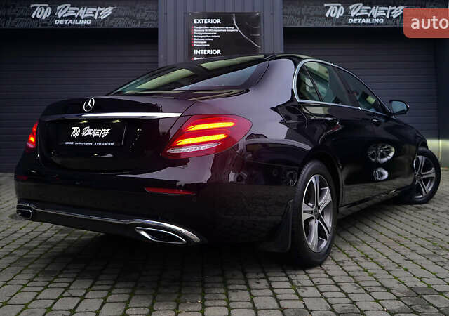 Чорний Мерседес Е-Клас, об'ємом двигуна 1.6 л та пробігом 54 тис. км за 37500 $, фото 18 на Automoto.ua