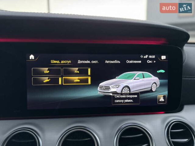 Черный Мерседес Е-Класс, объемом двигателя 1.95 л и пробегом 70 тыс. км за 66500 $, фото 72 на Automoto.ua