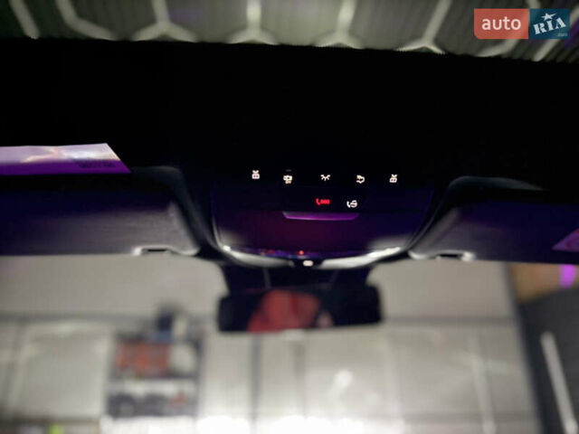 Черный Мерседес Е-Класс, объемом двигателя 1.95 л и пробегом 150 тыс. км за 47777 $, фото 82 на Automoto.ua