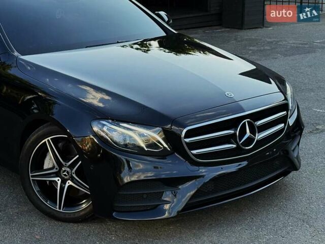 Черный Мерседес Е-Класс, объемом двигателя 1.95 л и пробегом 105 тыс. км за 38900 $, фото 10 на Automoto.ua