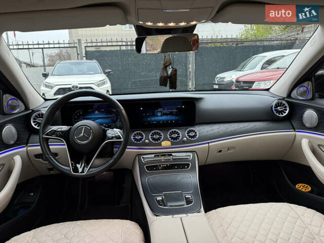 Чорний Мерседес Е-Клас, об'ємом двигуна 2 л та пробігом 99 тис. км за 49500 $, фото 7 на Automoto.ua