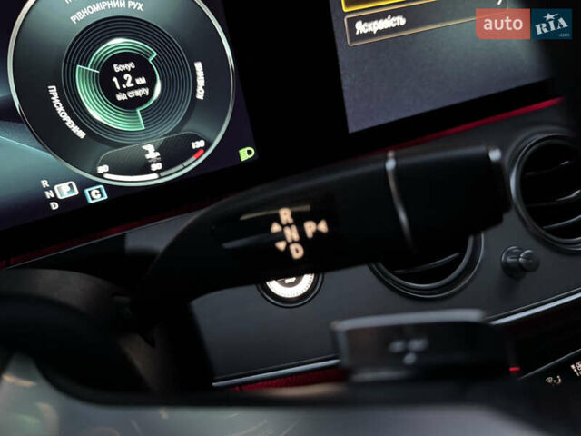 Черный Мерседес Е-Класс, объемом двигателя 1.95 л и пробегом 70 тыс. км за 66500 $, фото 112 на Automoto.ua