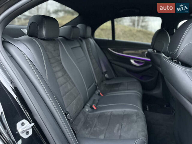 Чорний Мерседес Е-Клас, об'ємом двигуна 1.95 л та пробігом 112 тис. км за 38400 $, фото 56 на Automoto.ua