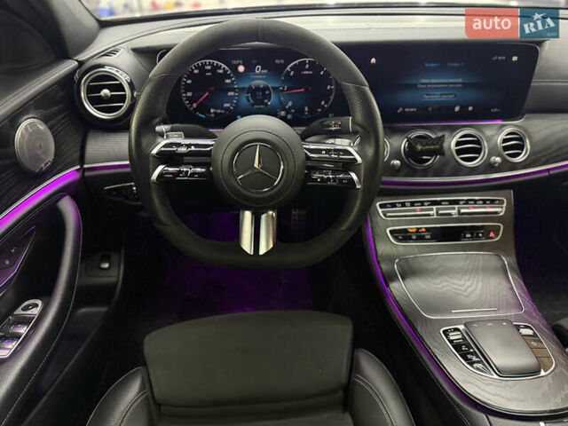 Черный Мерседес Е-Класс, объемом двигателя 1.95 л и пробегом 150 тыс. км за 47777 $, фото 76 на Automoto.ua