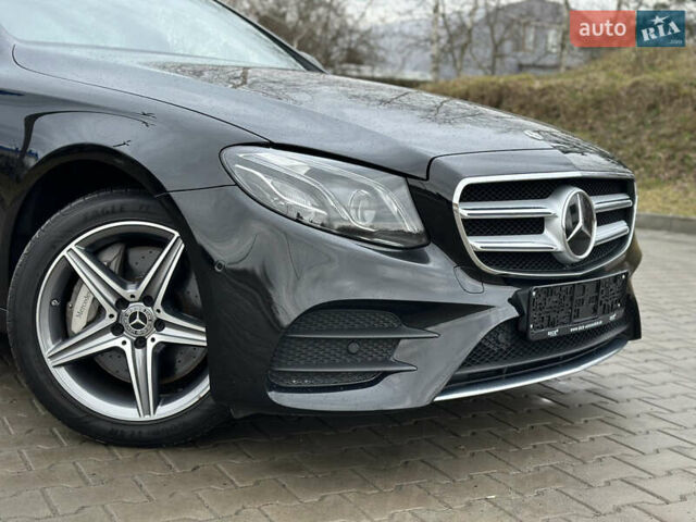 Чорний Мерседес Е-Клас, об'ємом двигуна 1.95 л та пробігом 112 тис. км за 38400 $, фото 1 на Automoto.ua