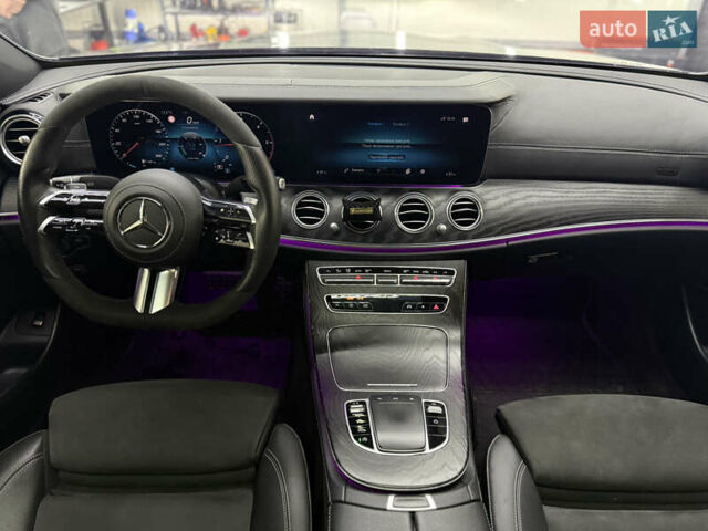 Черный Мерседес Е-Класс, объемом двигателя 1.95 л и пробегом 150 тыс. км за 47777 $, фото 75 на Automoto.ua