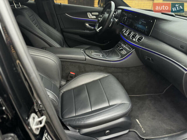 Черный Мерседес Е-Класс, объемом двигателя 2 л и пробегом 78 тыс. км за 50000 $, фото 60 на Automoto.ua