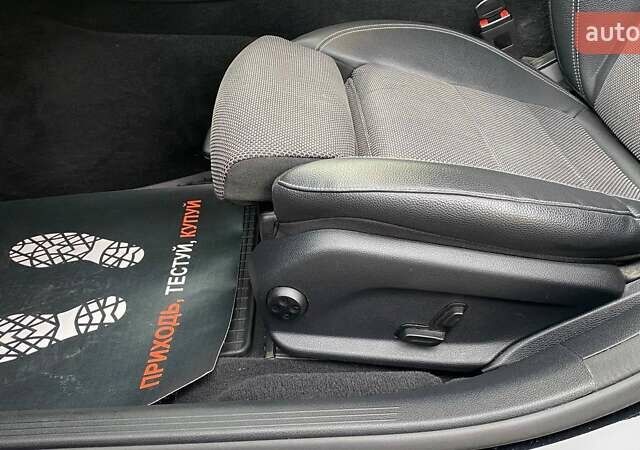 Чорний Мерседес Е-Клас, об'ємом двигуна 1.95 л та пробігом 151 тис. км за 48000 $, фото 15 на Automoto.ua