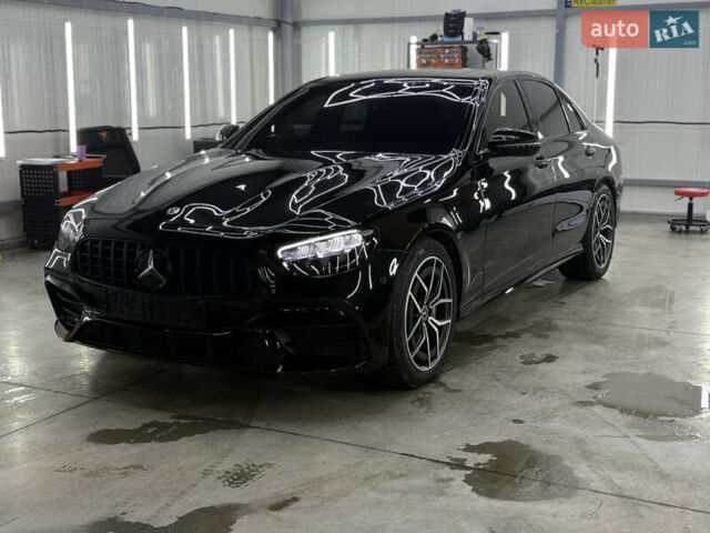 Черный Мерседес Е-Класс, объемом двигателя 1.95 л и пробегом 150 тыс. км за 47777 $, фото 5 на Automoto.ua