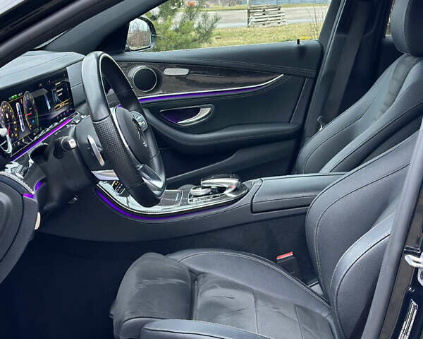 Чорний Мерседес Е-Клас, об'ємом двигуна 1.95 л та пробігом 112 тис. км за 38400 $, фото 28 на Automoto.ua