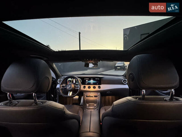 Черный Мерседес Е-Класс, объемом двигателя 1.95 л и пробегом 70 тыс. км за 66500 $, фото 98 на Automoto.ua
