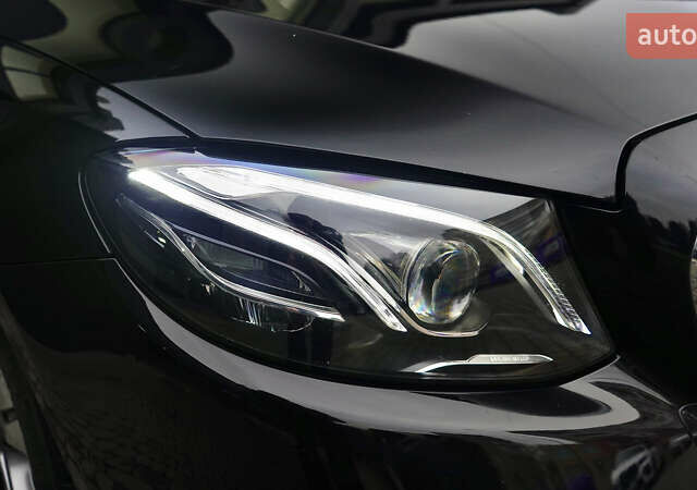 Чорний Мерседес Е-Клас, об'ємом двигуна 1.6 л та пробігом 54 тис. км за 37500 $, фото 3 на Automoto.ua