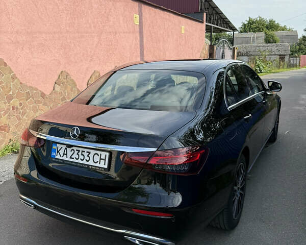 Черный Мерседес Е-Класс, объемом двигателя 1.99 л и пробегом 99 тыс. км за 45000 $, фото 3 на Automoto.ua