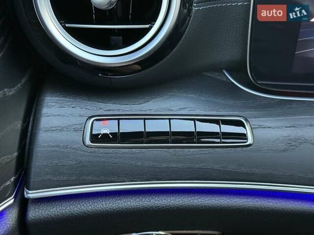 Черный Мерседес Е-Класс, объемом двигателя 1.95 л и пробегом 105 тыс. км за 38900 $, фото 41 на Automoto.ua