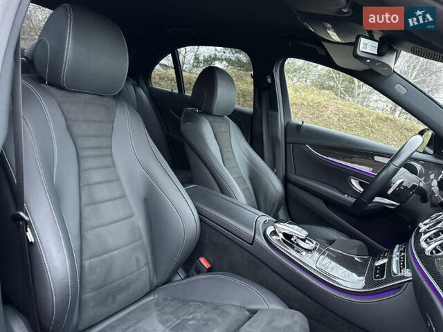 Чорний Мерседес Е-Клас, об'ємом двигуна 1.95 л та пробігом 112 тис. км за 38400 $, фото 49 на Automoto.ua