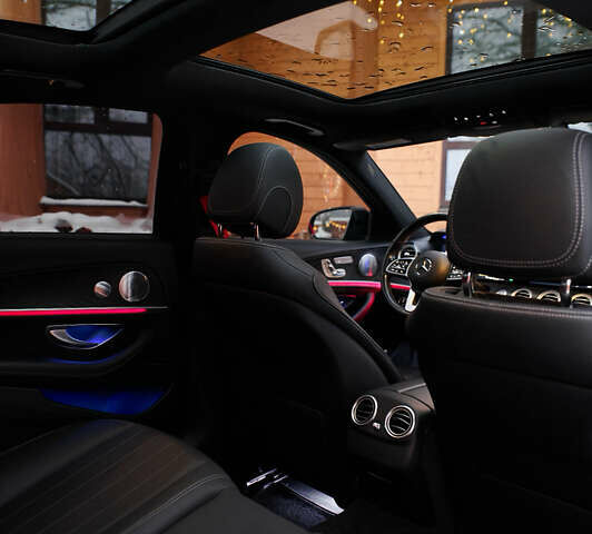 Чорний Мерседес Е-Клас, об'ємом двигуна 2 л та пробігом 94 тис. км за 45000 $, фото 26 на Automoto.ua