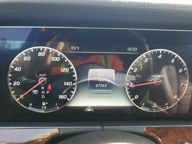 Чорний Мерседес Е-Клас, об'ємом двигуна 0 л та пробігом 107 тис. км за 12500 $, фото 8 на Automoto.ua