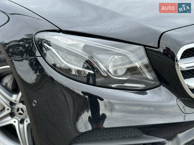 Чорний Мерседес Е-Клас, об'ємом двигуна 1.95 л та пробігом 112 тис. км за 38400 $, фото 2 на Automoto.ua
