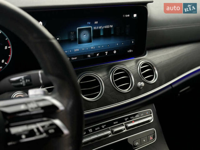 Черный Мерседес Е-Класс, объемом двигателя 2 л и пробегом 78 тыс. км за 50000 $, фото 44 на Automoto.ua