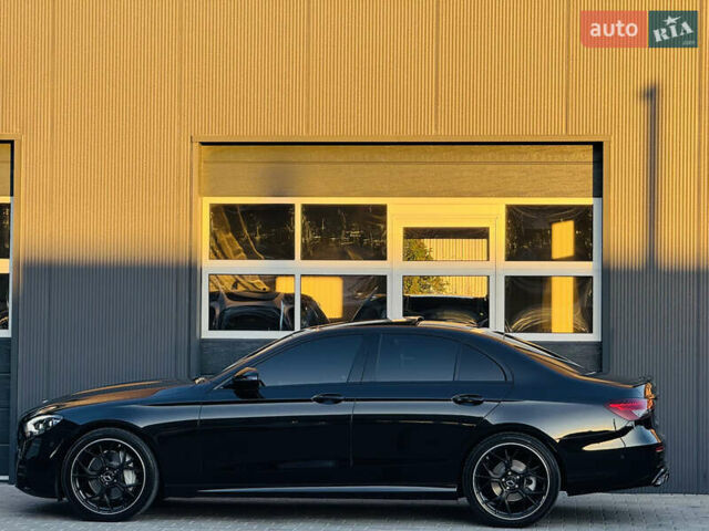 Черный Мерседес Е-Класс, объемом двигателя 1.95 л и пробегом 70 тыс. км за 66500 $, фото 2 на Automoto.ua