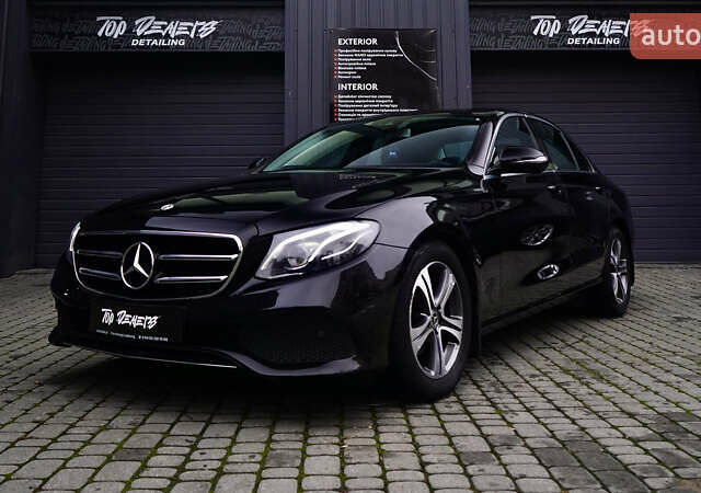 Чорний Мерседес Е-Клас, об'ємом двигуна 1.6 л та пробігом 54 тис. км за 37500 $, фото 6 на Automoto.ua