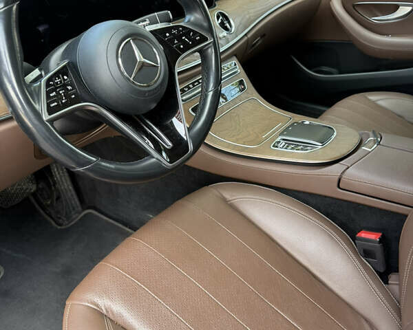 Чорний Мерседес Е-Клас, об'ємом двигуна 1.99 л та пробігом 107 тис. км за 40900 $, фото 9 на Automoto.ua