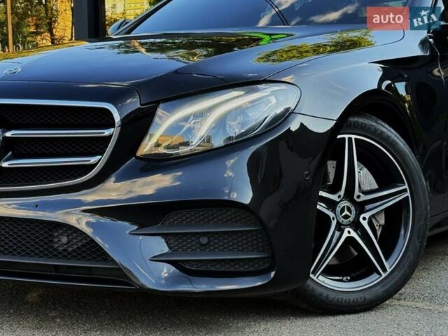 Чорний Мерседес Е-Клас, об'ємом двигуна 1.95 л та пробігом 105 тис. км за 38999 $, фото 6 на Automoto.ua
