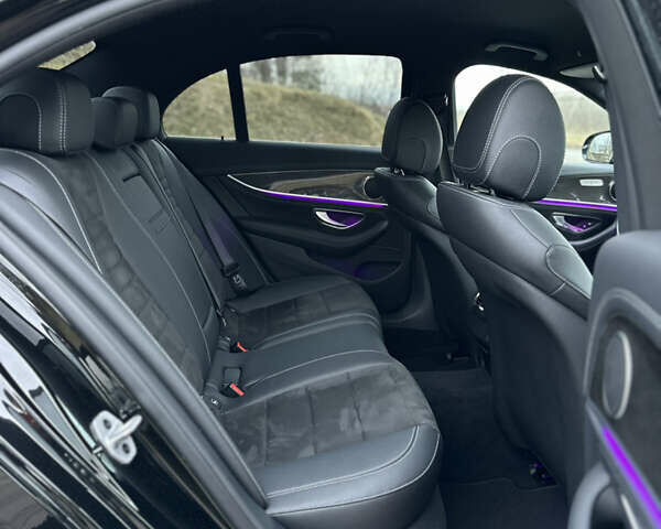 Чорний Мерседес Е-Клас, об'ємом двигуна 1.95 л та пробігом 112 тис. км за 38400 $, фото 55 на Automoto.ua