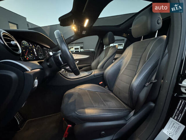 Черный Мерседес Е-Класс, объемом двигателя 1.95 л и пробегом 70 тыс. км за 66500 $, фото 93 на Automoto.ua