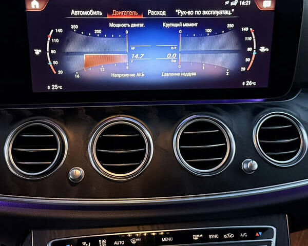 Черный Мерседес Е-Класс, объемом двигателя 1.99 л и пробегом 55 тыс. км за 48450 $, фото 16 на Automoto.ua