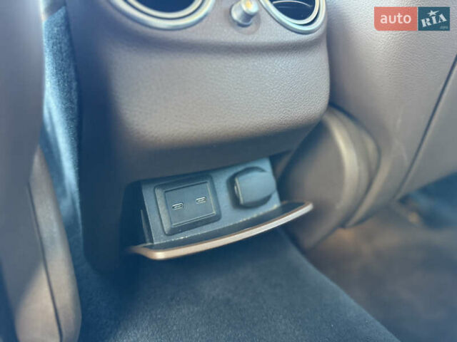 Черный Мерседес Е-Класс, объемом двигателя 2 л и пробегом 107 тыс. км за 45500 $, фото 25 на Automoto.ua