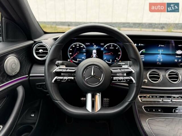 Чорний Мерседес Е-Клас, об'ємом двигуна 1.95 л та пробігом 44 тис. км за 55500 $, фото 57 на Automoto.ua