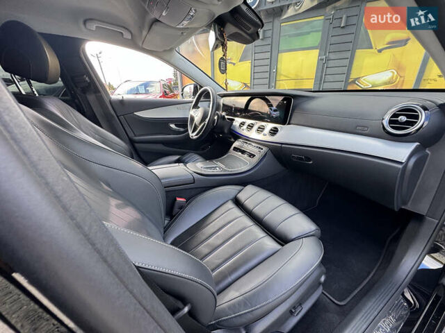 Черный Мерседес Е-Класс, объемом двигателя 2.93 л и пробегом 153 тыс. км за 51999 $, фото 40 на Automoto.ua