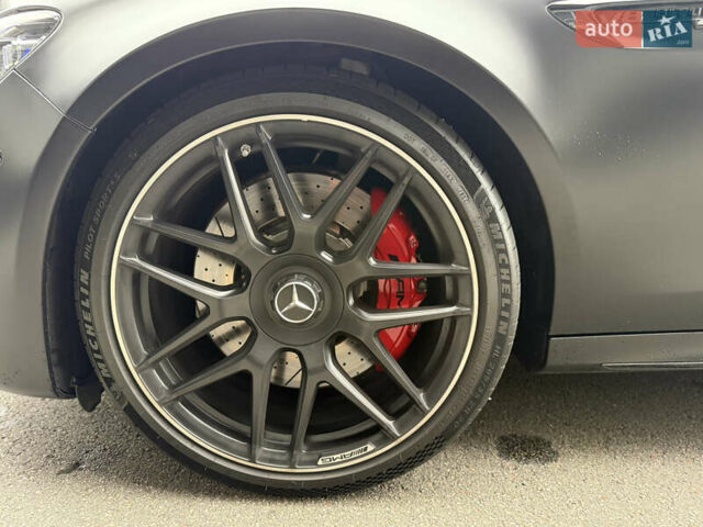 Черный Мерседес Е-Класс, объемом двигателя 4 л и пробегом 47 тыс. км за 120000 $, фото 36 на Automoto.ua