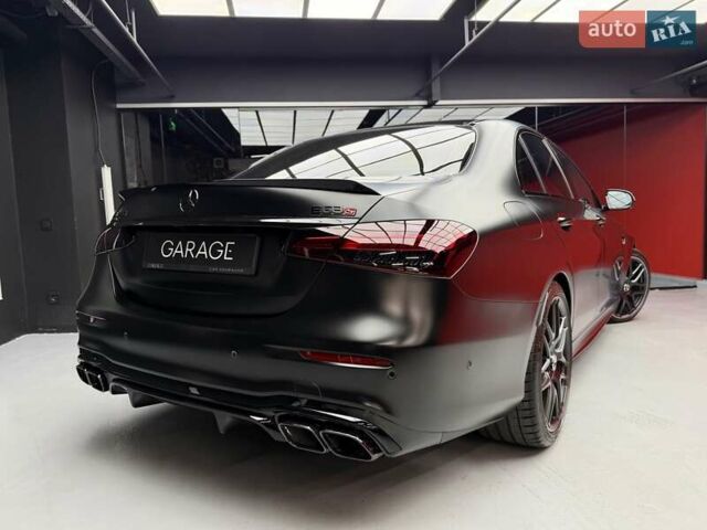 Черный Мерседес Е-Класс, объемом двигателя 4 л и пробегом 47 тыс. км за 113900 $, фото 13 на Automoto.ua
