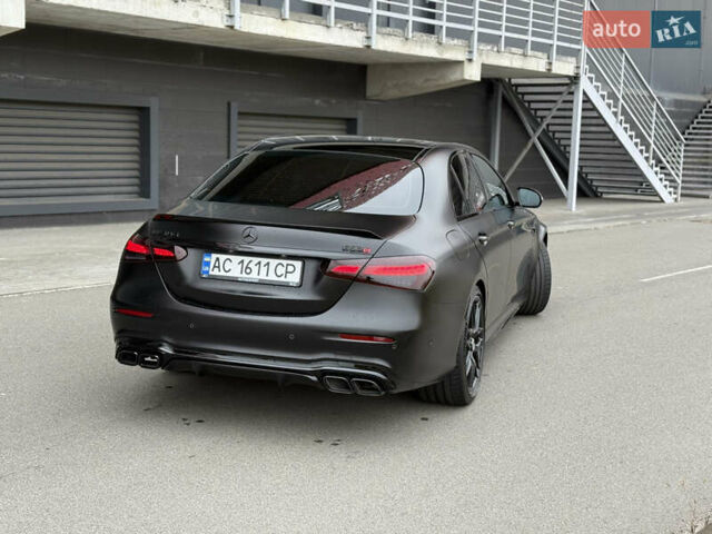 Черный Мерседес Е-Класс, объемом двигателя 4 л и пробегом 47 тыс. км за 120000 $, фото 9 на Automoto.ua