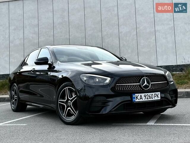 Чорний Мерседес Е-Клас, об'ємом двигуна 1.95 л та пробігом 44 тис. км за 55500 $, фото 3 на Automoto.ua