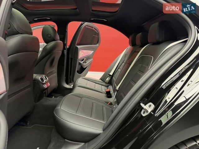 Черный Мерседес Е-Класс, объемом двигателя 4 л и пробегом 47 тыс. км за 113900 $, фото 41 на Automoto.ua