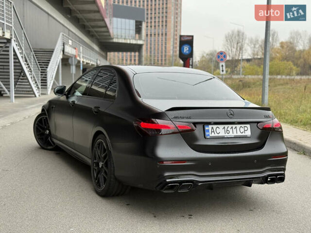 Черный Мерседес Е-Класс, объемом двигателя 4 л и пробегом 47 тыс. км за 120000 $, фото 11 на Automoto.ua