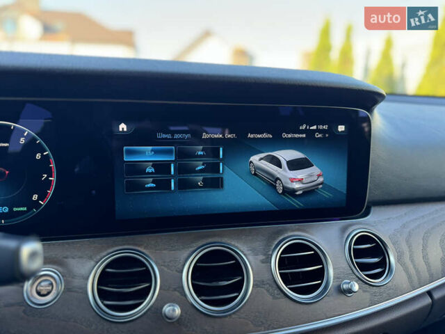 Черный Мерседес Е-Класс, объемом двигателя 2 л и пробегом 107 тыс. км за 45500 $, фото 46 на Automoto.ua